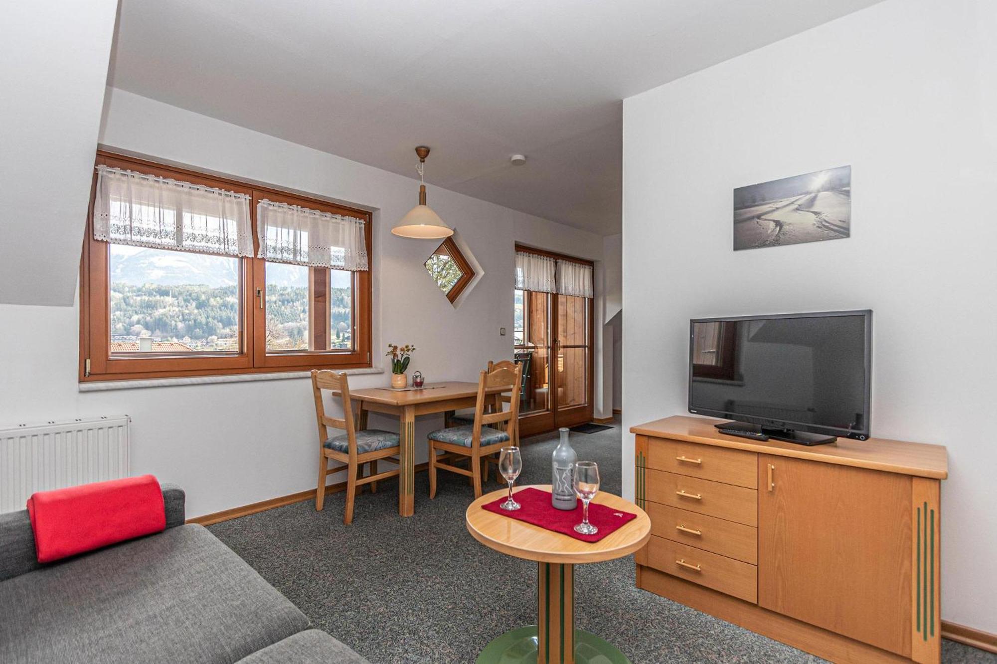 Seeappartements Bacher Seeboden Bagian luar foto